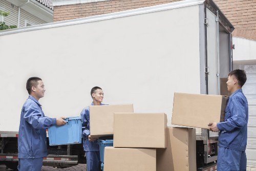 Local transfer station handling recyclable materials for onward processing