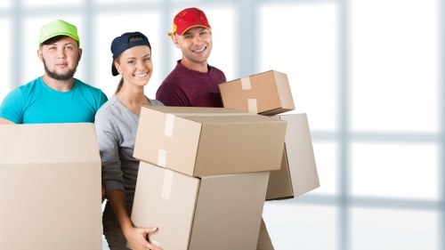 Professional packing and furniture handling for local removals in Shootershill
